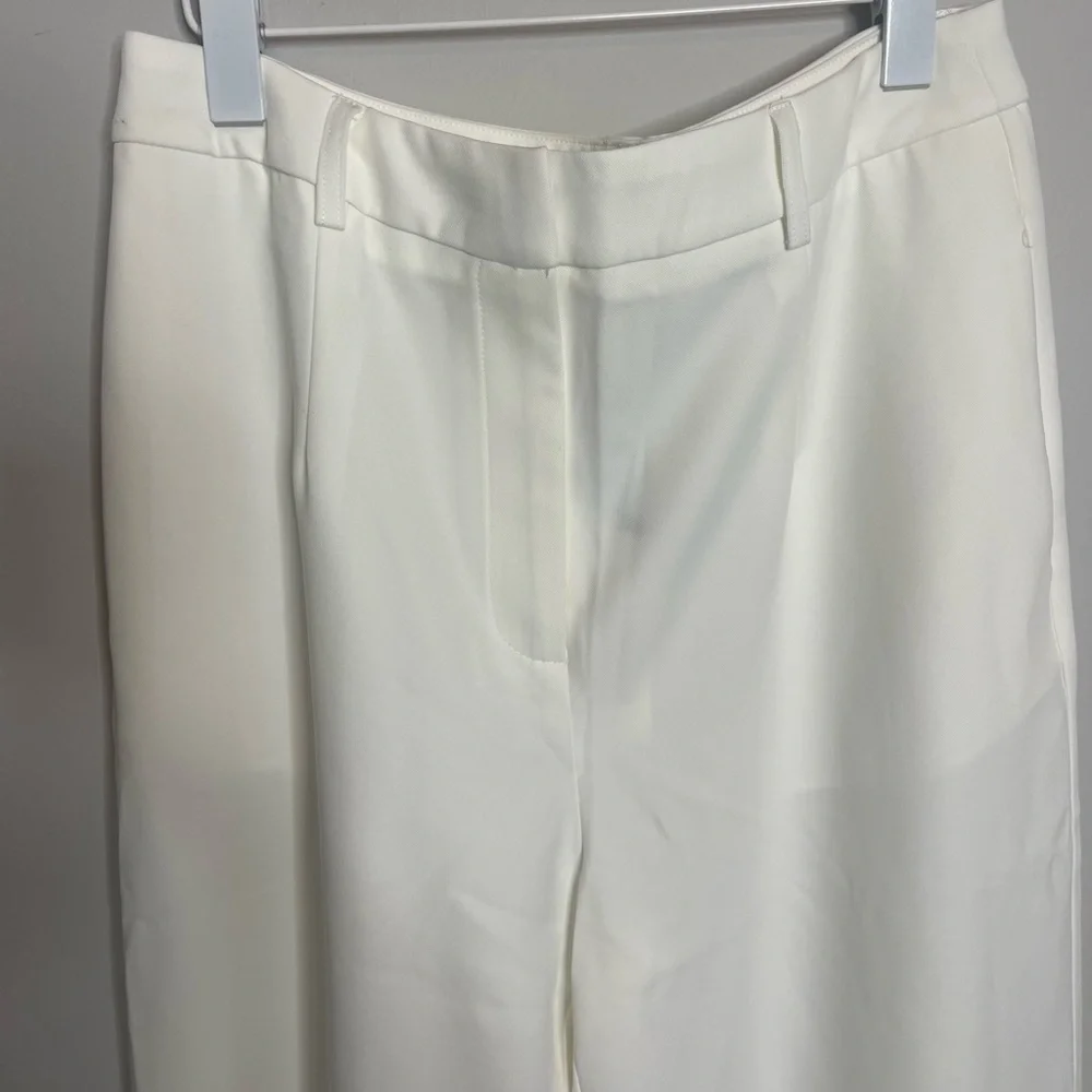 The Commense White Wide Leg Pants with Flowing Relaxed Fit size large - Picture 5 of 11